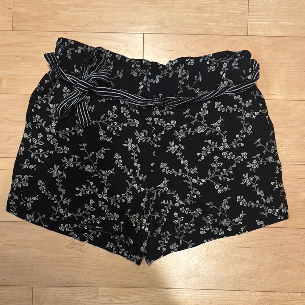 Loft Floral Paper Bag Shorts